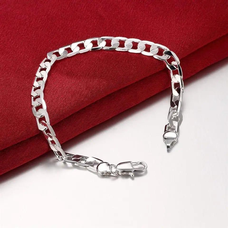 Men’s Crown Stainless Steel Bracelet – Adjustable, Stylish & Royal-Inspired